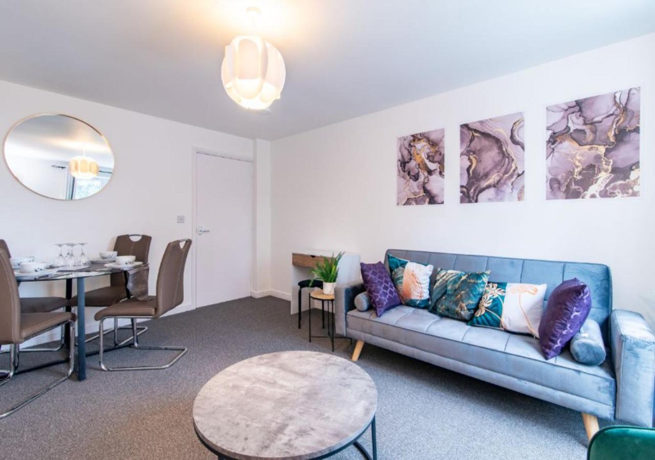 Russel House Stylish 1 Bedroom With Free Parking Apartment Coventry