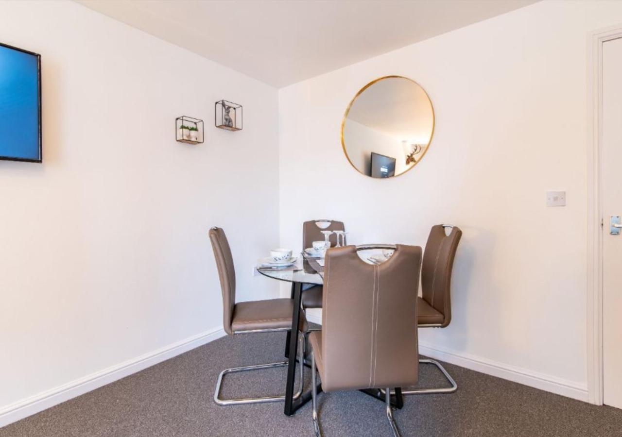 Russel House Stylish 1 Bedroom With Free Parking Apartment Coventry